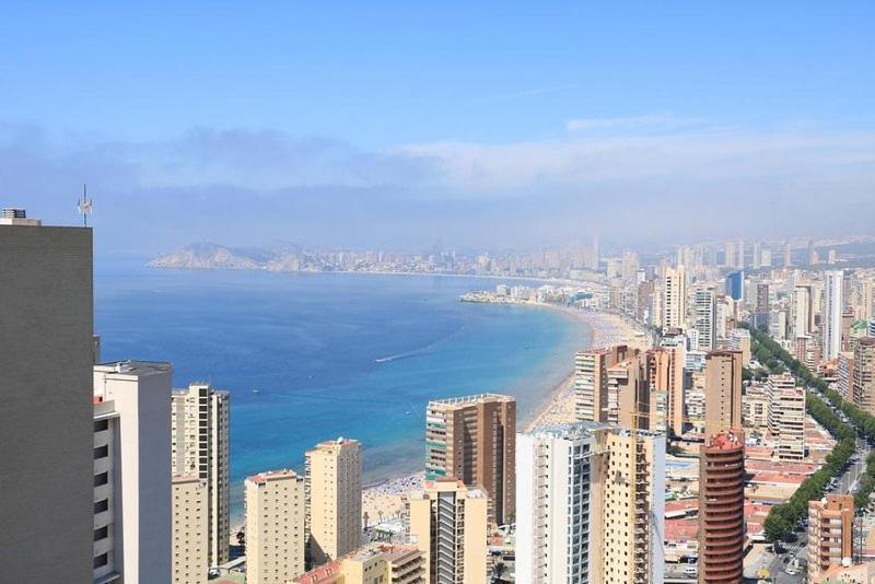 Vista Al Mar Apartment เบนิดอร์ม ภายนอก รูปภาพ
