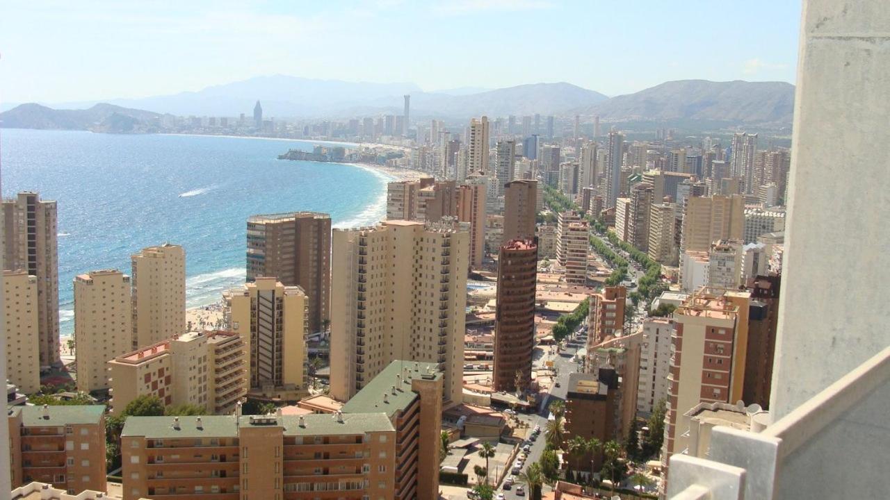 Vista Al Mar Apartment เบนิดอร์ม ภายนอก รูปภาพ