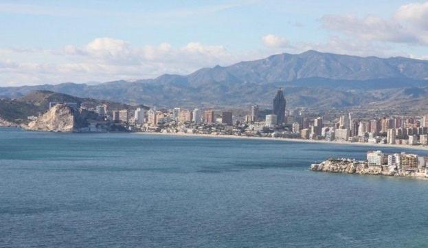 Vista Al Mar Apartment เบนิดอร์ม ภายนอก รูปภาพ